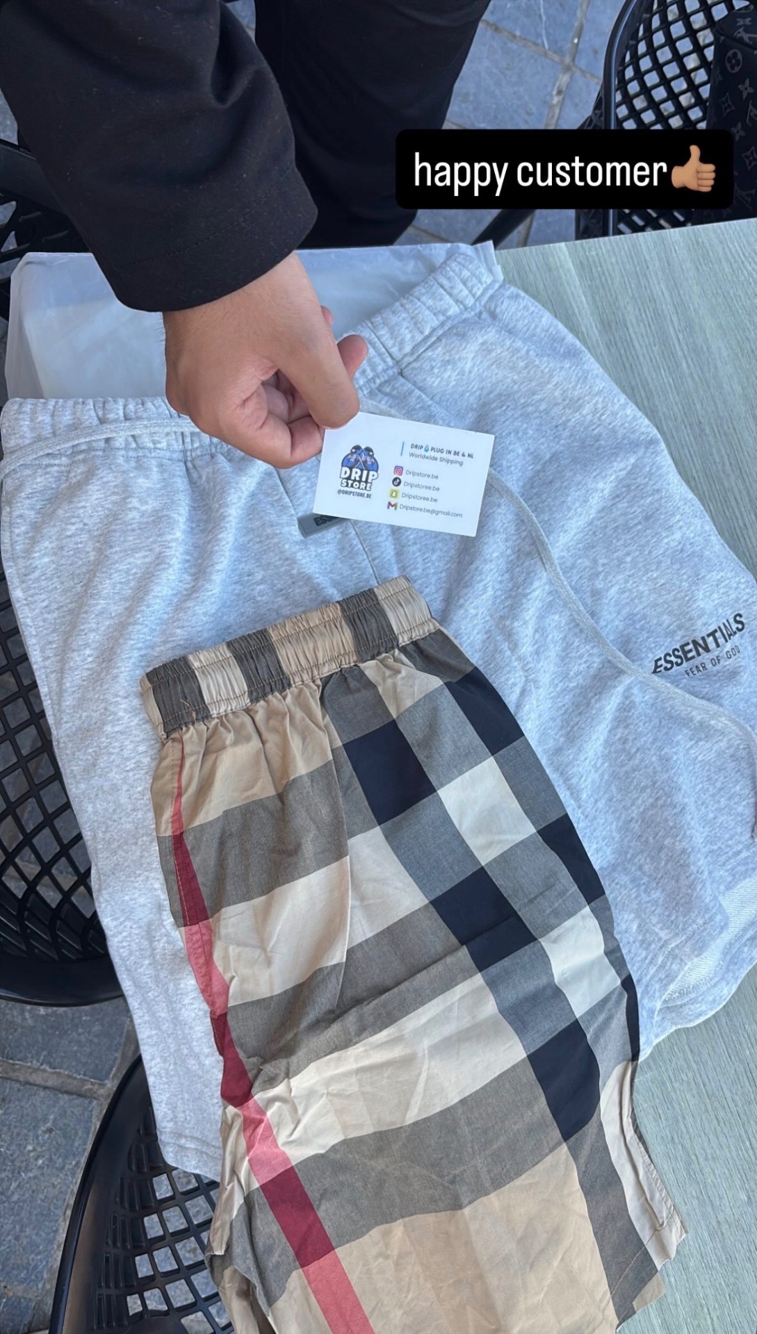 Essentials & Burberry short